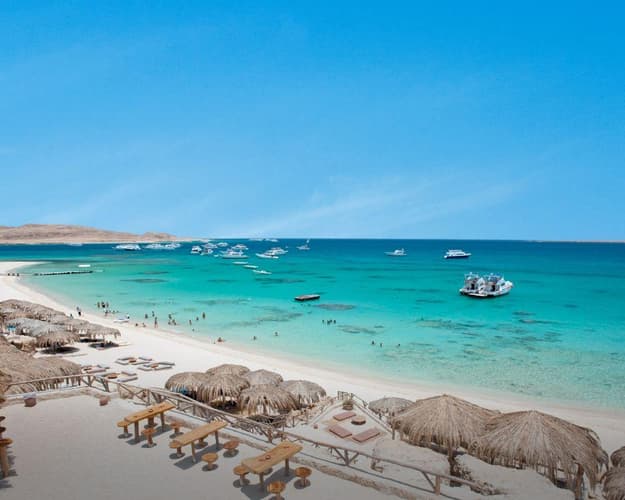 Εικόνα - Sunny socks, dreams on the Red Sea