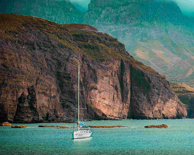 Imagen - GRAN CANARIA Y TENERIFE LGTBI+: PLAYA, FIESTA Y NATURALEZA