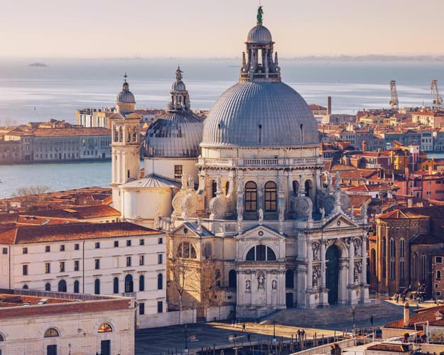 Image - Secret Venice: walking tour in the Castello district