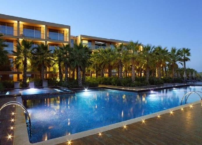 Image - Lago Montargil and Villas