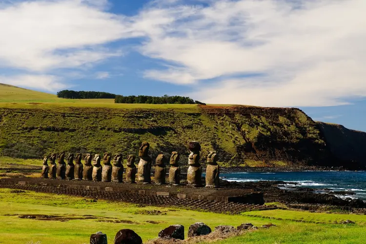 Kuva - Isla de Pascua - 4 Días, Visita a Akivi y Orongo