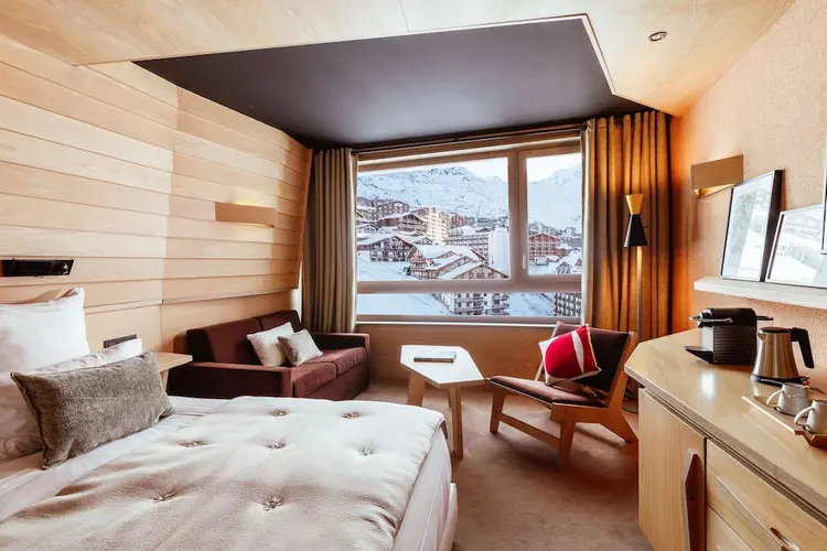 تصویر - 8 Days. 5N COURCHEVEL 5* (BB) | 2N GENEVA 5* (BB)