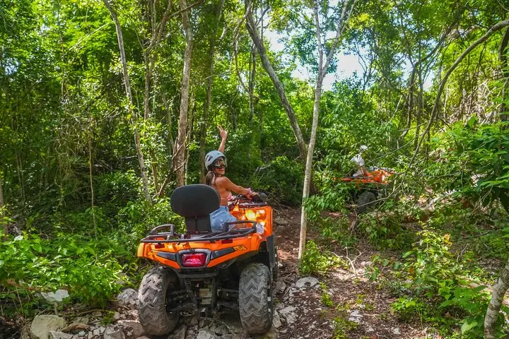 Imagine - Aventura in Cancun, Mexic - februarie 2026