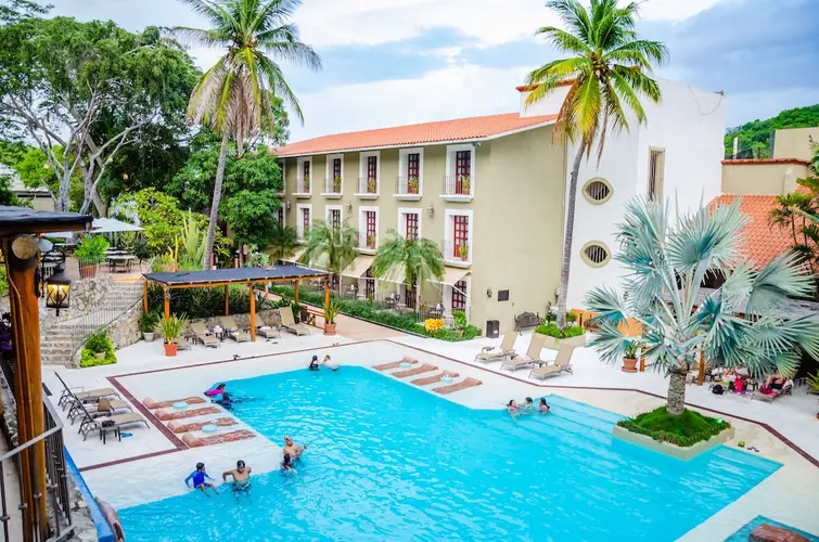 Image - Binniguenda Huatulco & Beach Club