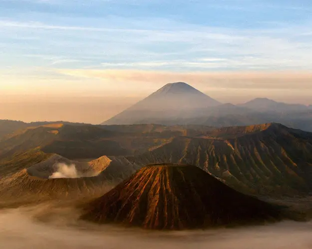 Bild - Dubai, Privatrundreise "Java-Bali Overland" & Baden auf Bali