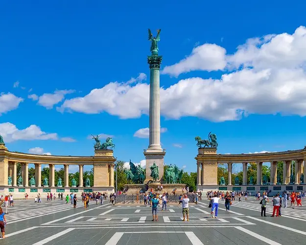 Image -  Budapest & Prague