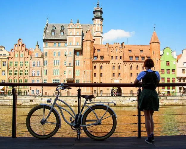 Image - Encantos de Bohemia y Moravia fin Cracovia (2026)