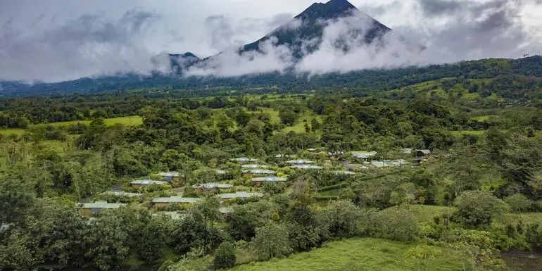 Bild - Volcano Trail: Waves & Local Ways