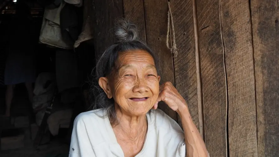 图像 - Nature and ethnic minorities of Laos