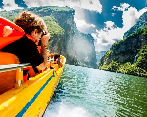 Immagine - CHIAPAS EXPRESS (CVU)