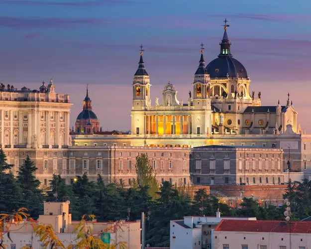  European Capitals 2 Adults