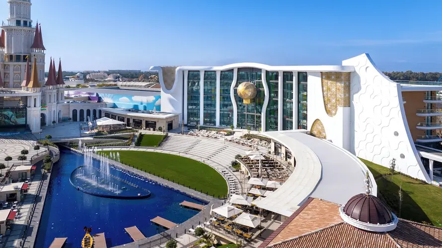 Sejur Antalya 2 adulti + 1 copil