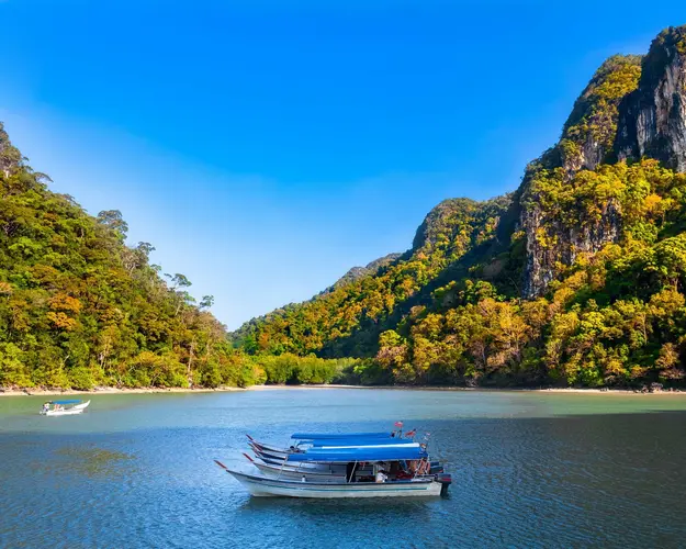  Discover Malaysia in 8 days!