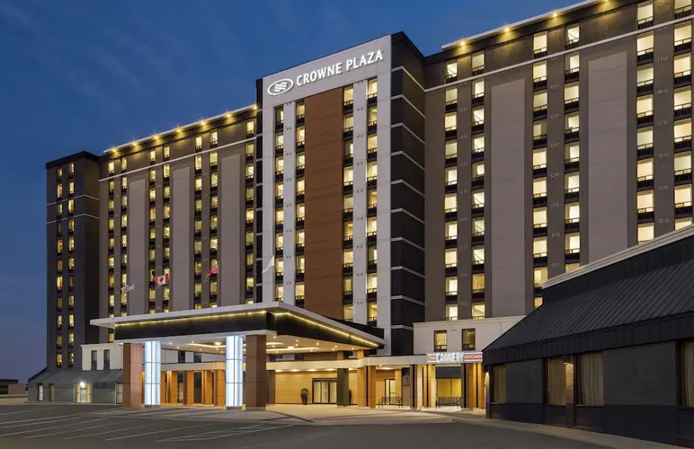 Crowne Plaza Toronto Airport by IHG, Toronto