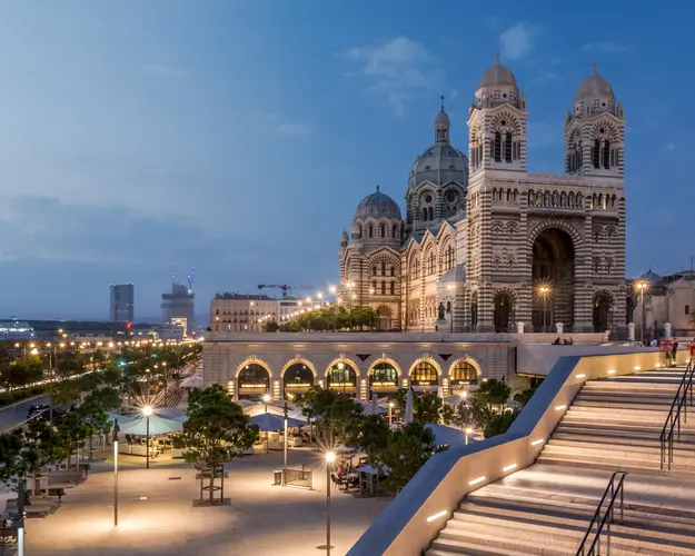  MARSEILLE, FRANCE - STUDIO LIBERTÉ B&B 