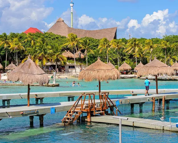  Sejur Riviera Cancun & aventura in Parcul Xcaret , Mexic