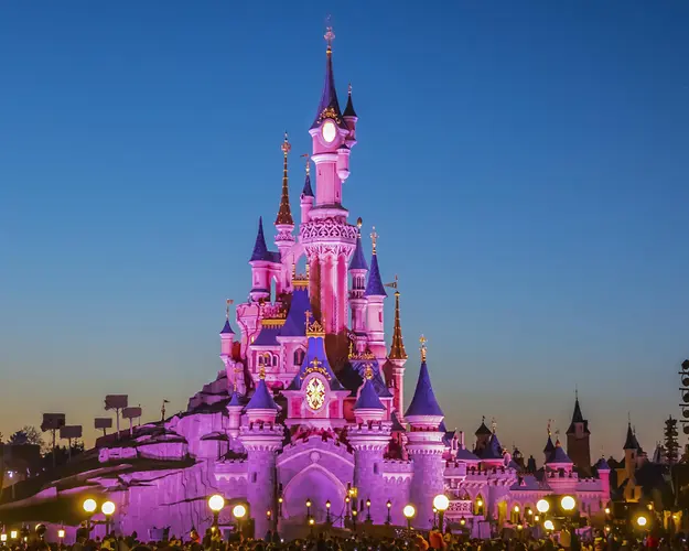 Disneyland París, France 