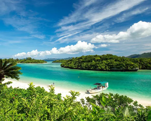 Holiday in Tokyo & Beach in Okinawa, Japan - Septemeber
