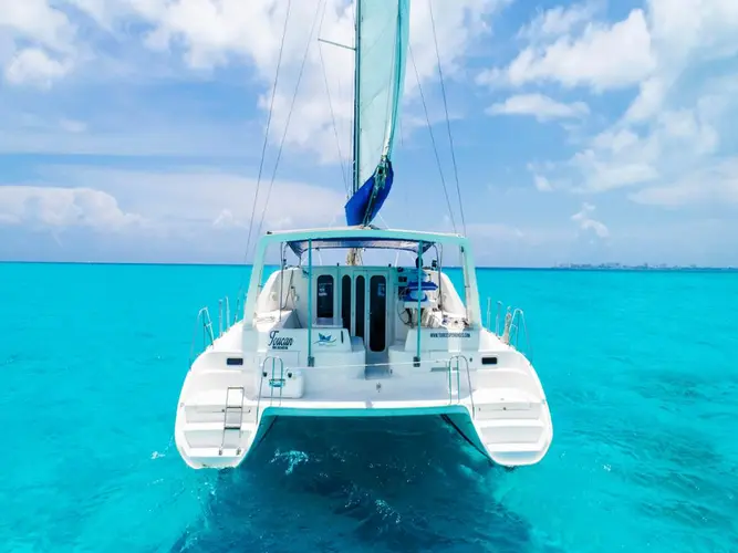 Tour en catamarán a Isla Mujeres - Actividad