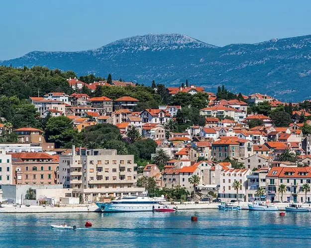 Romantic Getaway in Croatia – Zagreb & Split for 2 Adults  