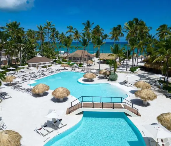 Vie 13 Mar - MDZ / PUJ + Hoteles en Punta Cana