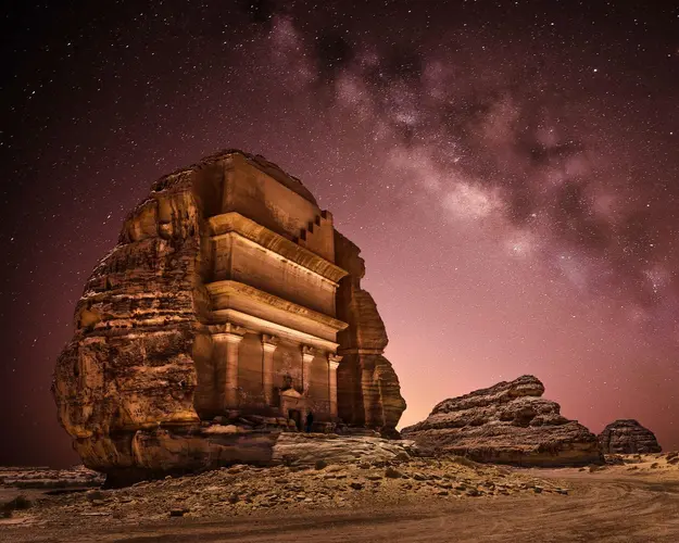 10 Days. 2n RIYADH | 3n MAKKAH | 2n MADINAH | 2n ALULA -(BB)