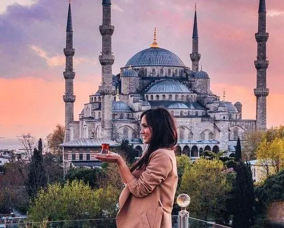 TÜRKIYE, LAND OF SULTANS