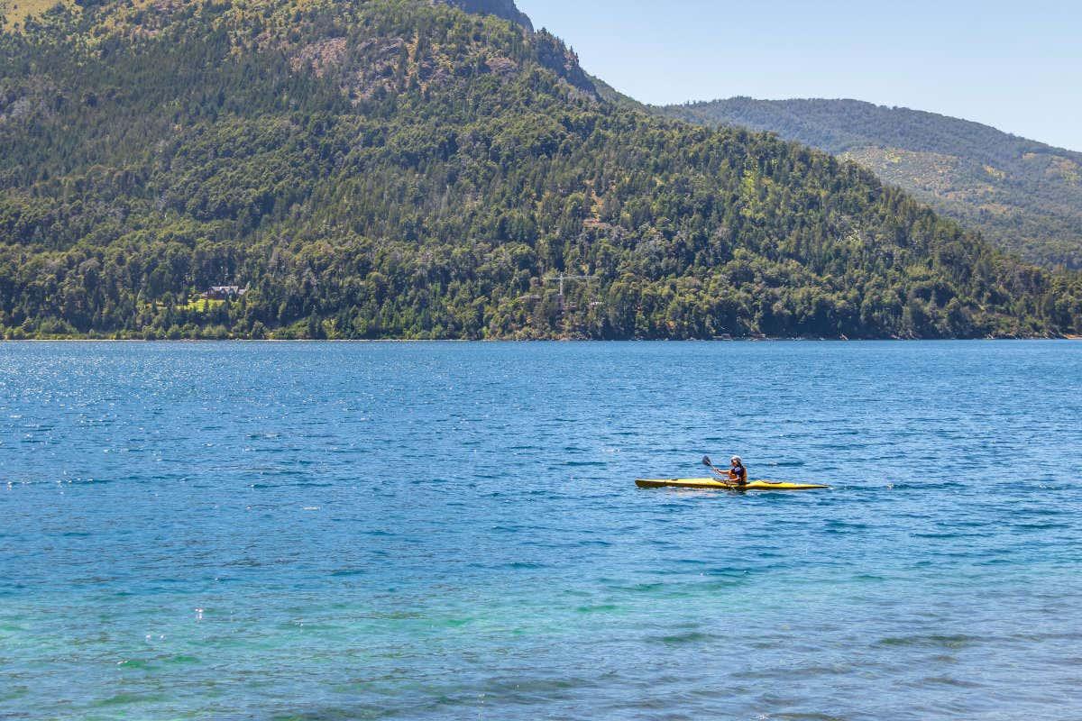 Kayak Tour of Gutiérrez Lake