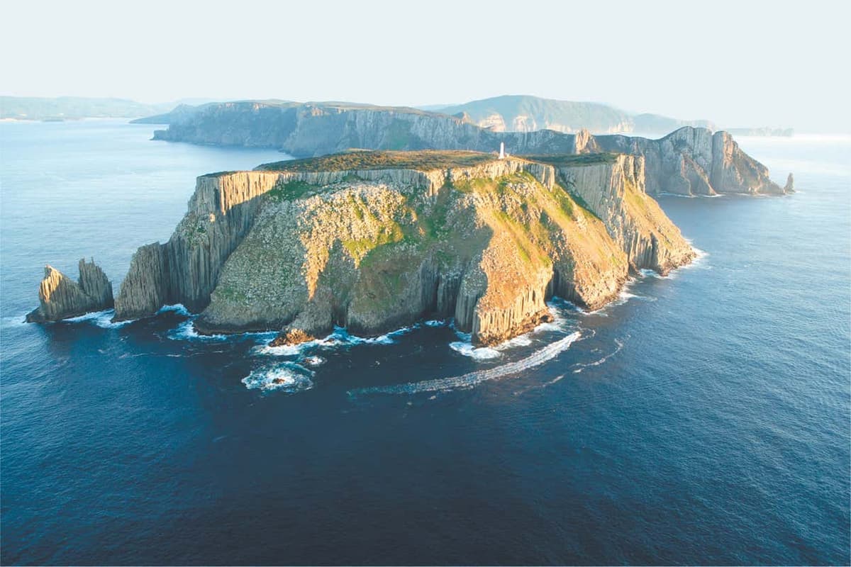 Tasman Island Boat Trip