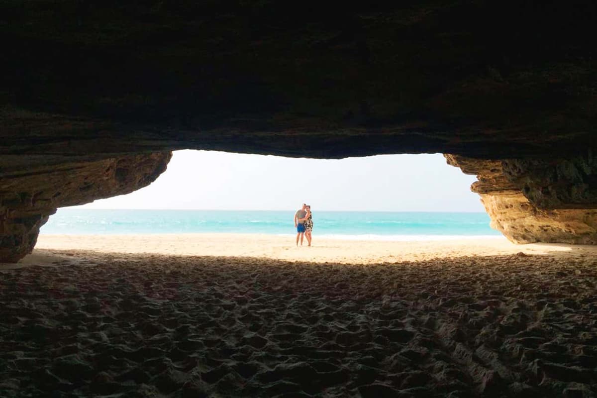 Spiaggia di Santa Monica, deserto di Viana e grotte di Varandinha