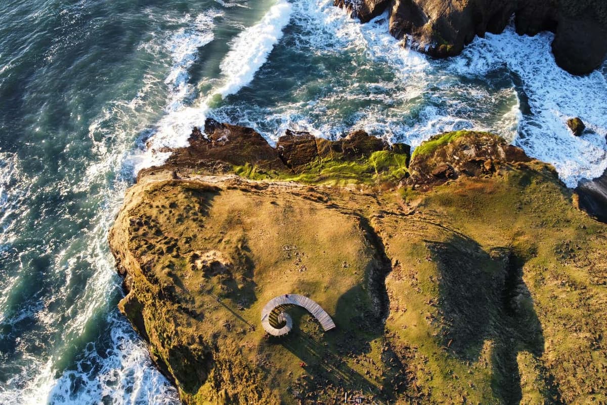 Trekking por la costa del Parque Tepuhueico