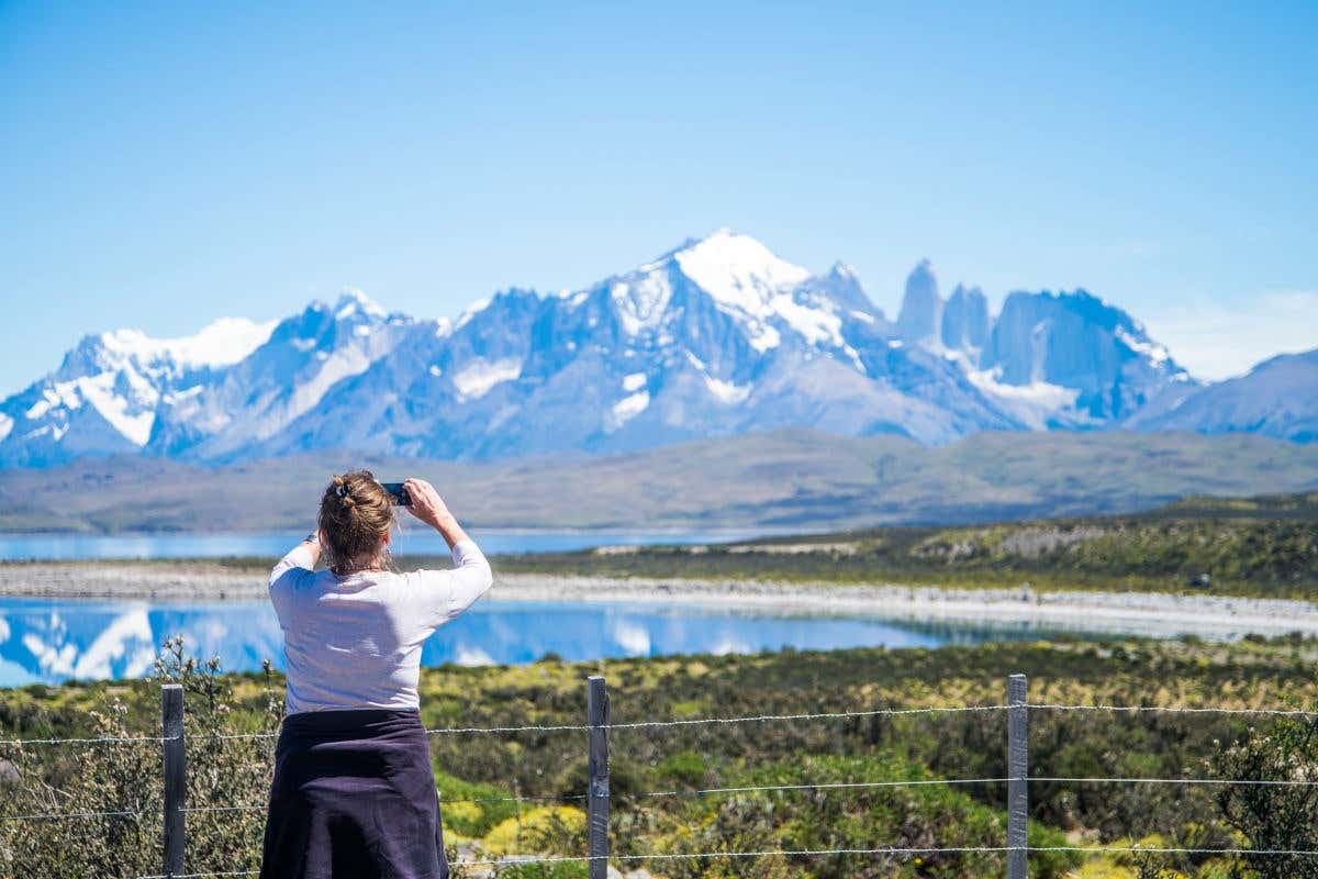 Excursión a Torres del Paine + Paseo en barco por el lago Grey