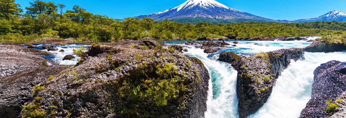 Excursión a los Saltos de Petrohué y volcán Osorno
