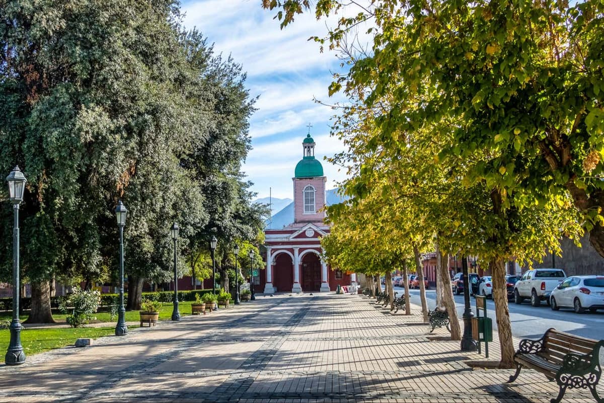 Excursión a San José de Maipo + El Morado Lodge