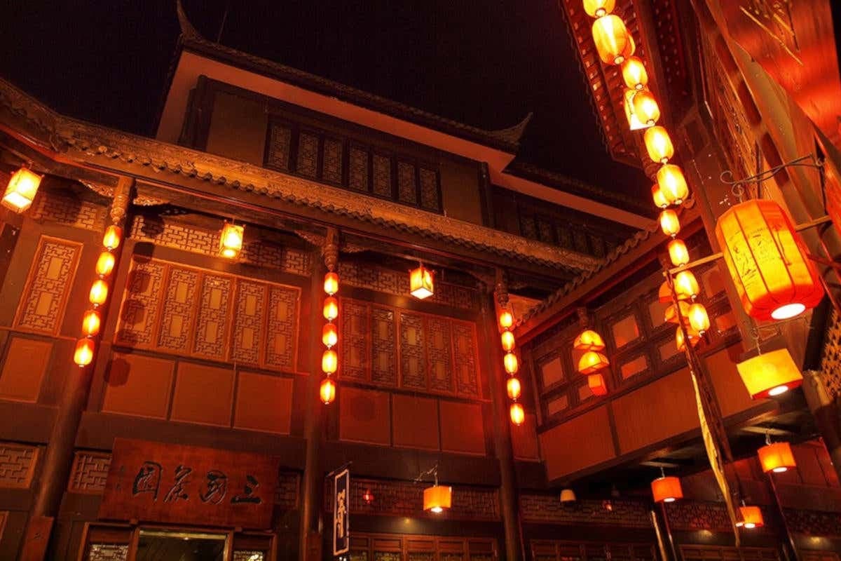 Tour noturno por Chengdu