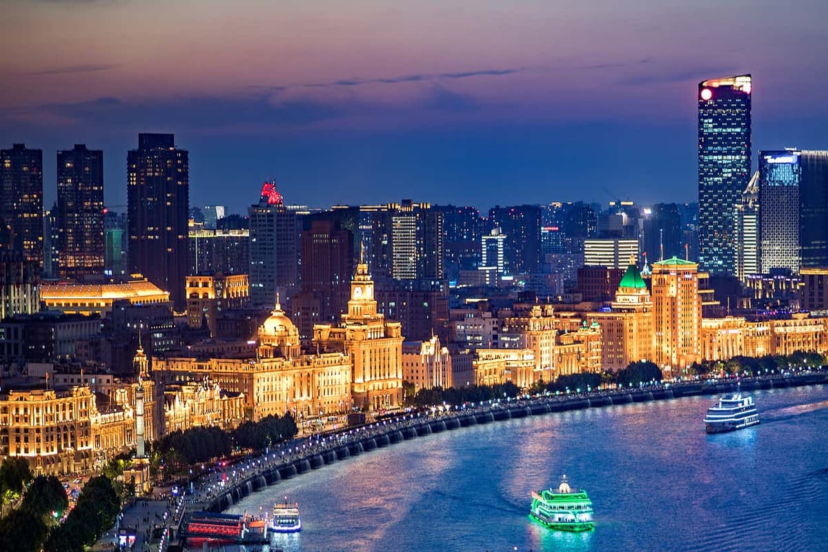 Tour serale del Bund