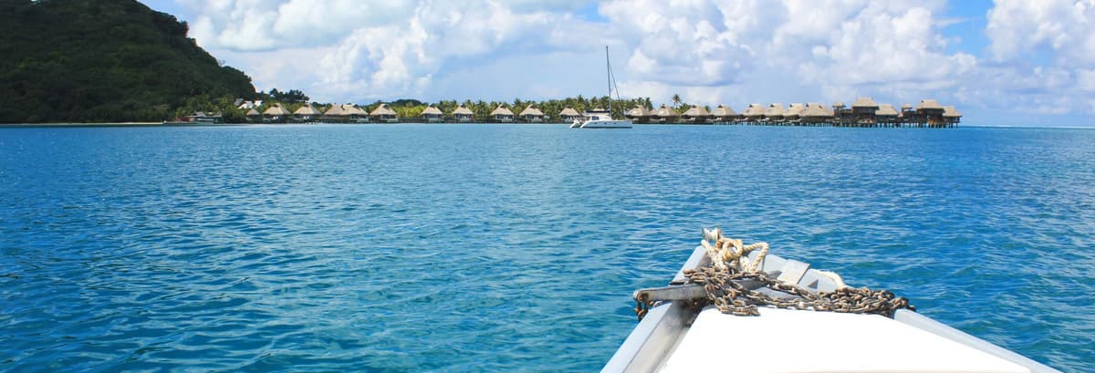 Crociera a Bora Bora in canoa polinesiana