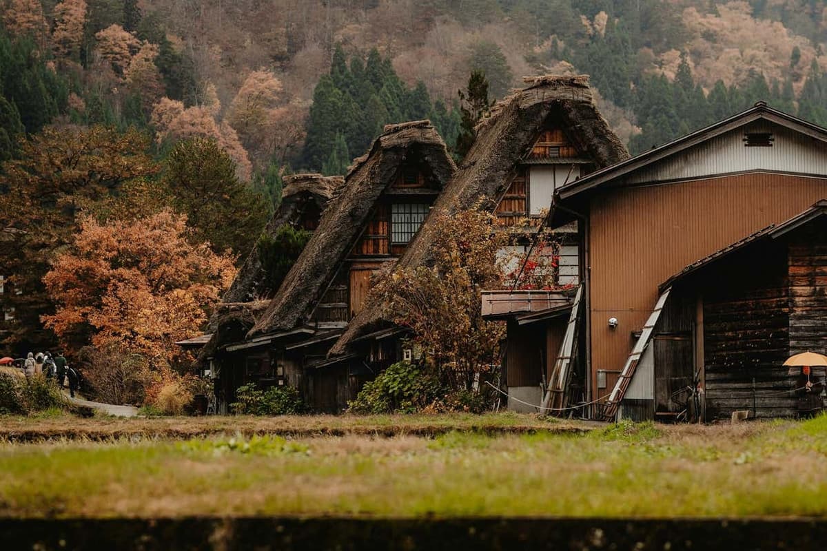 Escursione a Shirakawago e Kanazawa in treno proiettile