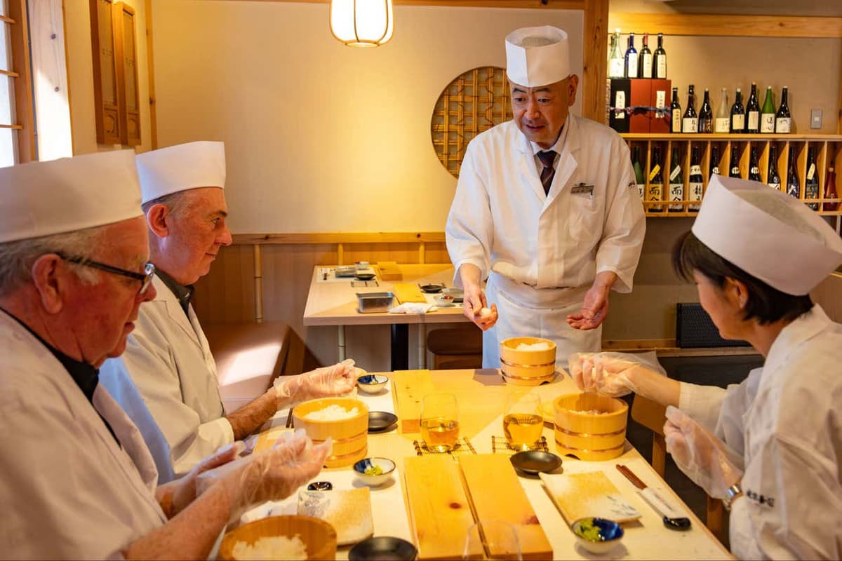 Taller de sushi en Tokio
