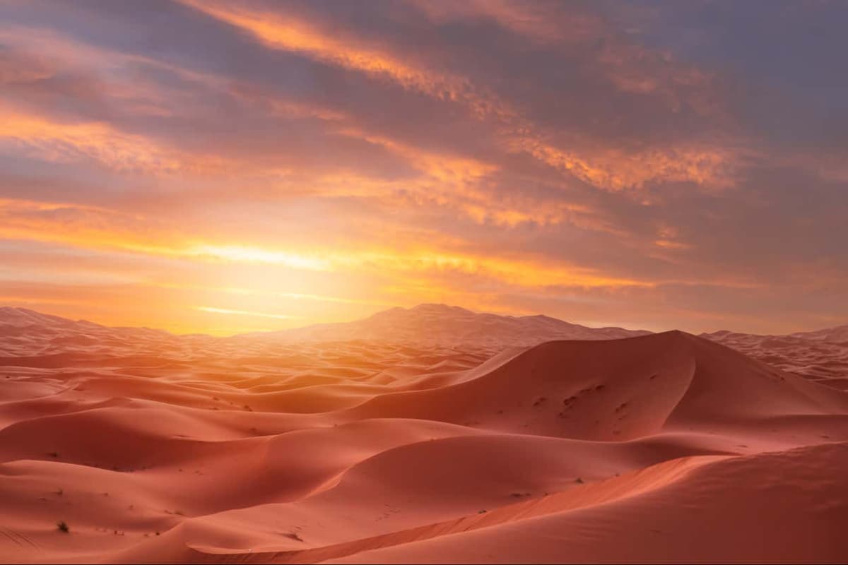 Alba o tramonto nel deserto di Merzouga