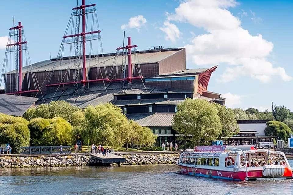 Stockholm Hop-On Hop-Off Boat Tour