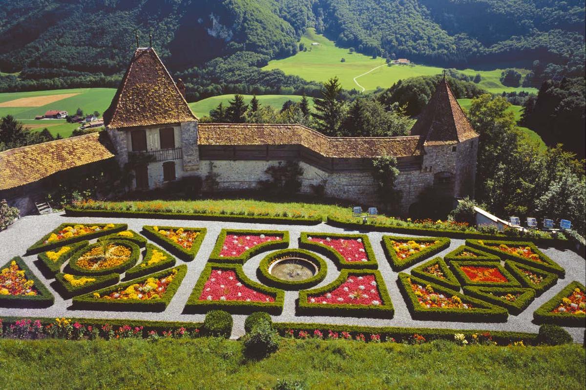 Gruyères Tour