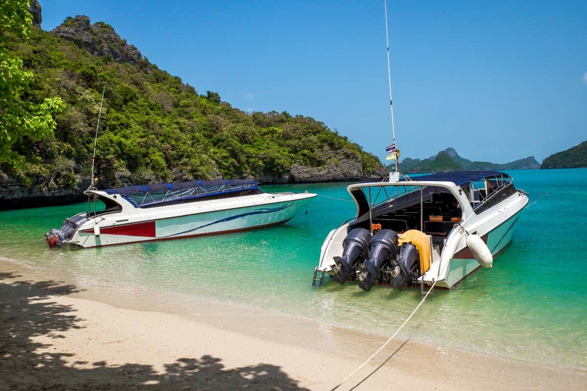 Ang Thong Marine Park Day Trip by Speedboat