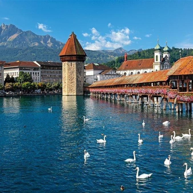 DÍA 8 PARÍS • LUCERNA•ZÚRICH (Sábado) - Zurich