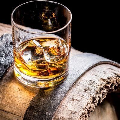Un assaggio del famoso whisky scozzese in una distilleria per scoprirne tutti i segreti - Aberdeen