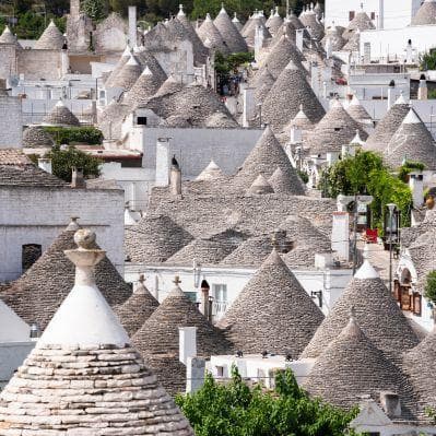 I caratteristici trulli di Alberobello, patrimonio Unesco - Alberobello