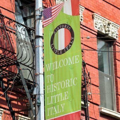 Esplorare i quartieri degli emigranti, come Chinatown e Little Italy - New York City NY