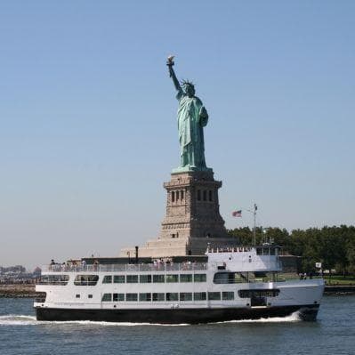 Biglietto del ferry per Ellis e Liberty Island, luoghi iconici e intramontabili - New York NY