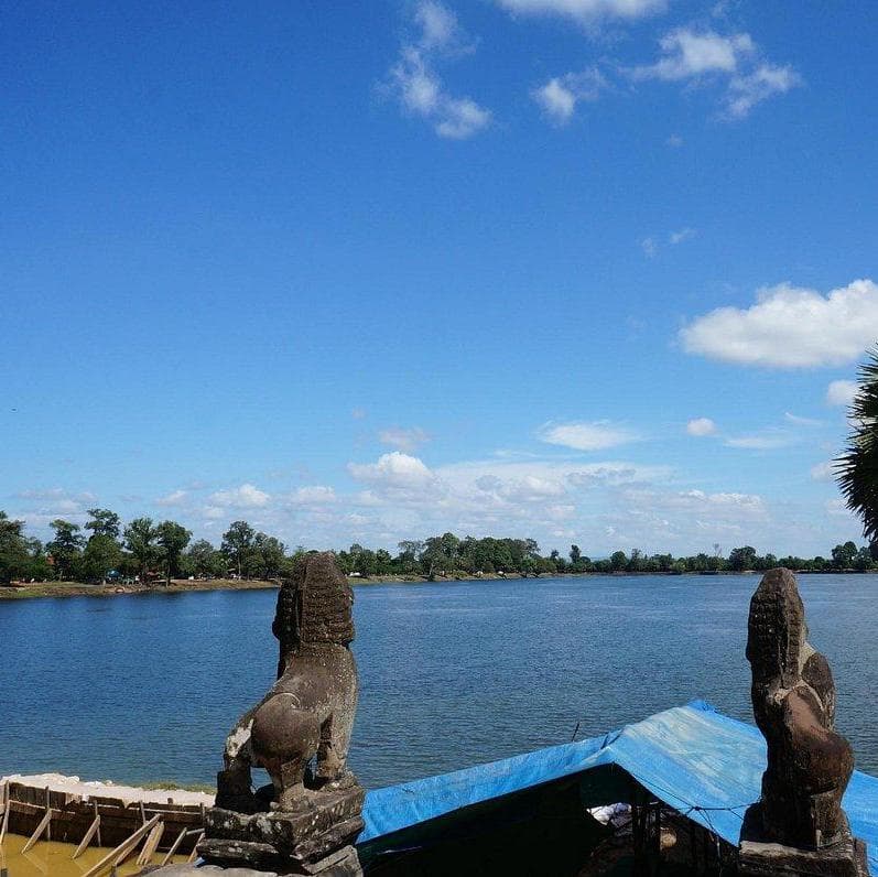 Pranzo a base di cucina locale preparato in una casa privata a Srah Srang Baray - Siem Reap