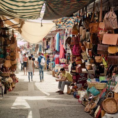 Perdersi tra i corridoi pieni di bancarelle del Gran Bazar di Istanbul - Istanbul